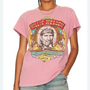 MadeWorn Willie Nelson Pink Graphic Tee XS
